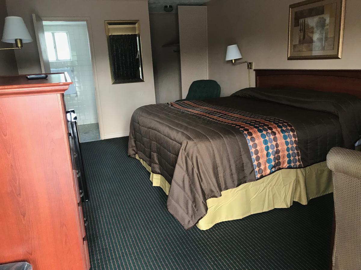 Redwood Inn Гадсден Экстерьер фото